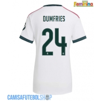 Camisa de time de futebol Real Madrid Denzel Dumfries #24 Replicas 1º Equipamento Feminina 2026-27 Manga Curta